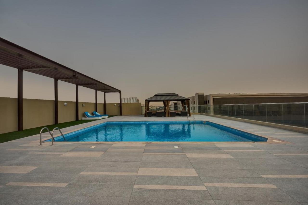 Abar Hotel Apartments Dip-1 دبي المظهر الخارجي الصورة